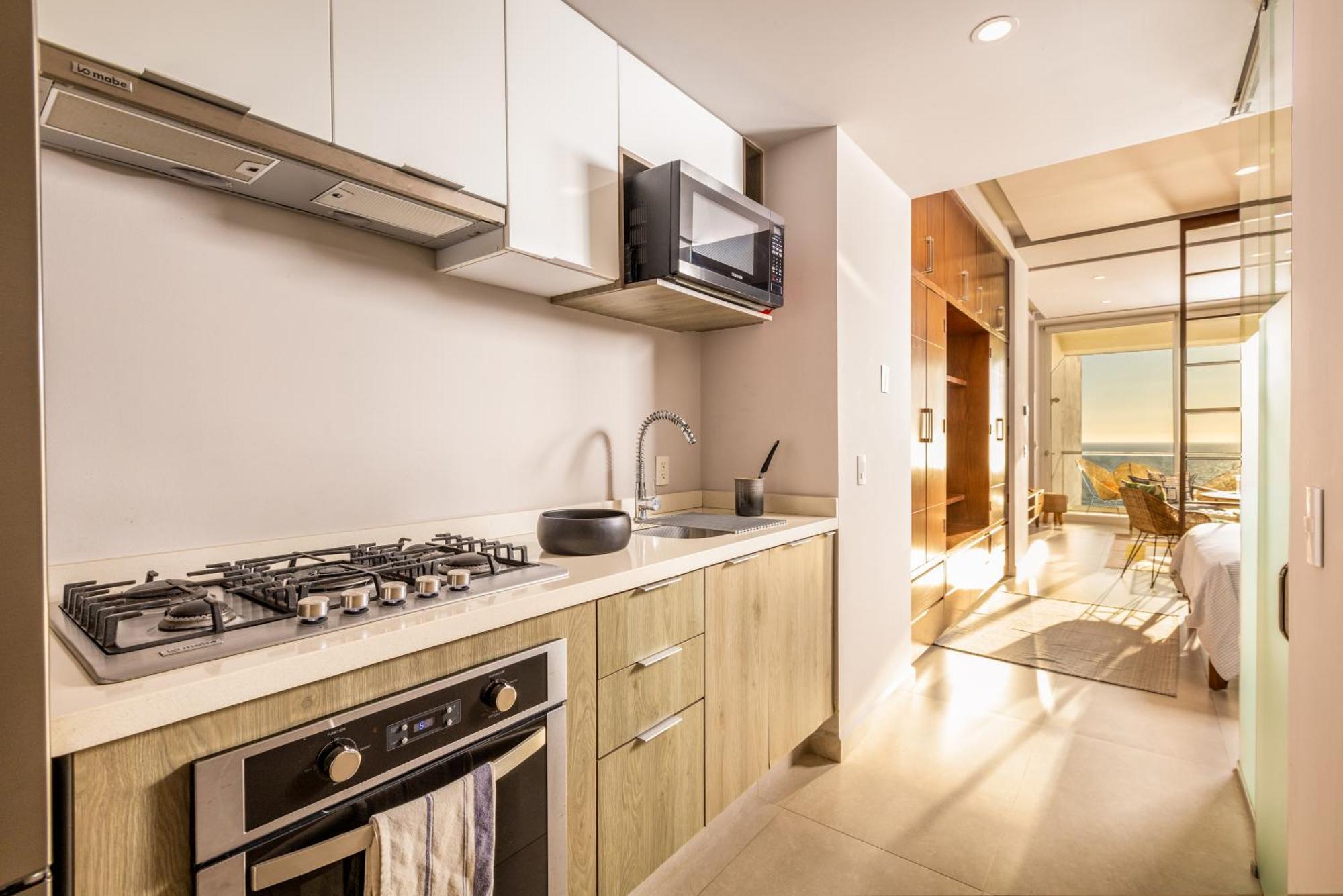 Harbor 13008A Artistic Beachfront Studio By Moikkarentals 푸에르토 발라타 외부 사진